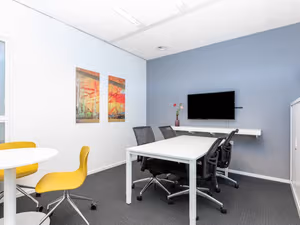 5 Person Private Office