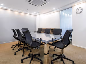 50 Person Private Office