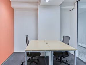 25 Person Private Office