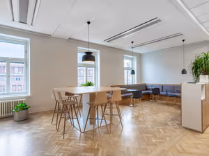 1 Person Coworking Desk