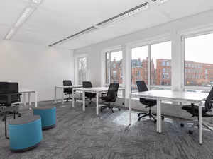 5 Person Private Office