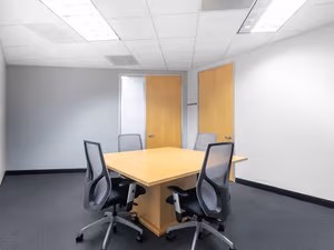 1 Person Virtual Office