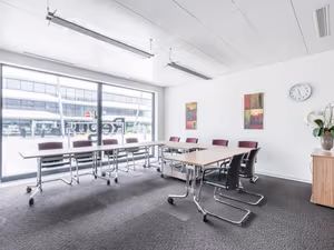 50 Person Private Office