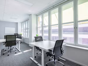 15 Person Private Office