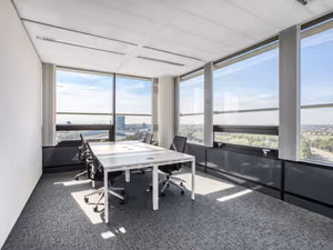 5 Person Private Office