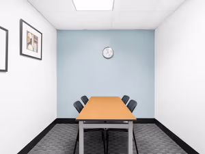 5 Person Private Office