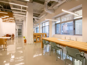 1 Person Private Office