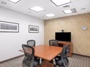 7 Person Private Office