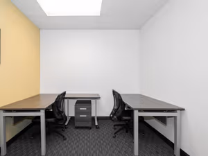 10 Person Private Office