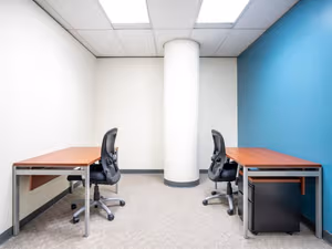 10 Person Private Office