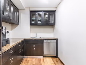 1 Person Private Office