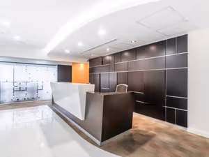 7 Person Private Office