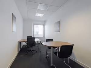 1 Person Coworking Desk