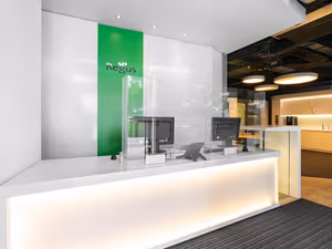 25 Person Private Office