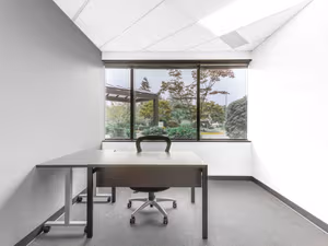 30 Person Private Office
