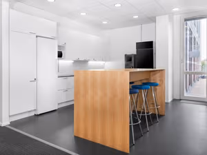 10 Person Private Office