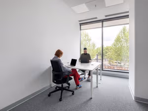 1 Person Private Office