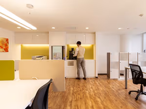 3 Person Private Office