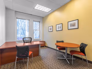 4 Person Private Office