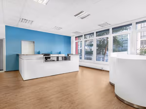 7 Person Private Office