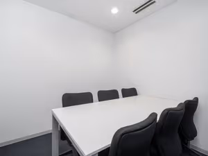 25 Person Private Office