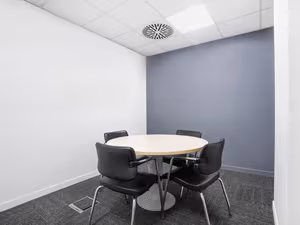 5 Person Private Office