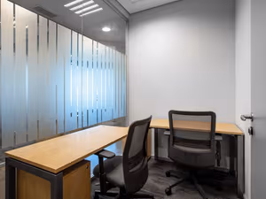 10 Person Private Office