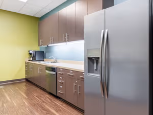 3 Person Private Office