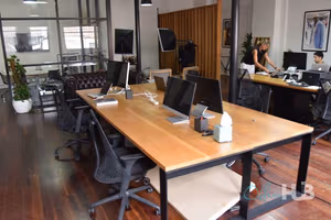 1 Person Shared Office