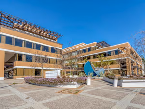 4 Person Private Office