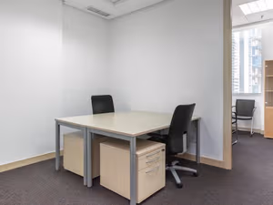 7 Person Private Office