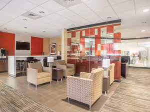 25 Person Private Office