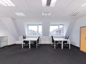 7 Person Private Office