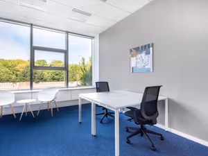 1 Person Private Office