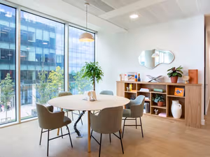 4 Person Private Office