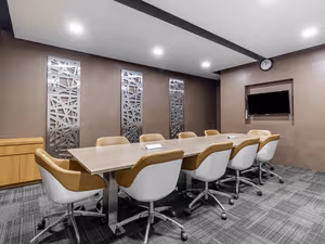 5 Person Private Office