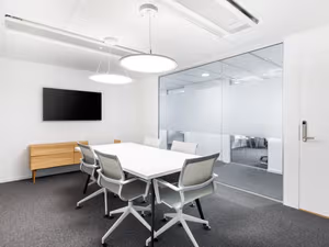 10 Person Private Office