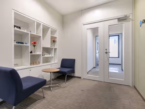 10 Person Private Office