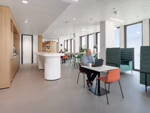 5 Person Private Office