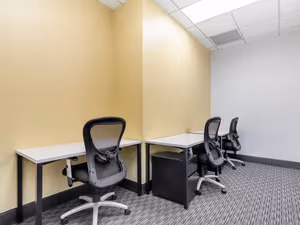 10 Person Private Office