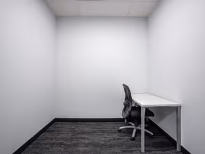 1 Person Coworking Desk