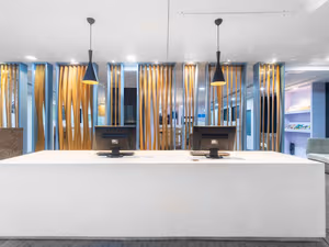 7 Person Private Office