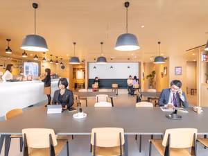 1 Person Coworking Desk