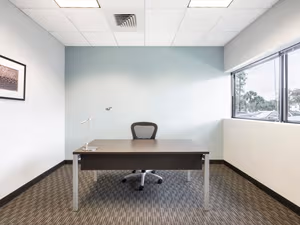 5 Person Private Office