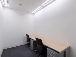 10 Person Private Office