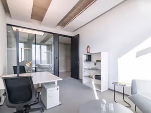 7 Person Private Office