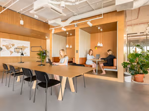 4 Person Private Office