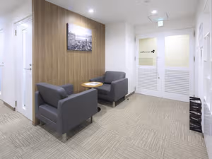 4 Person Private Office