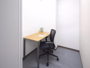 3 Person Private Office