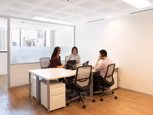 5 Person Private Office